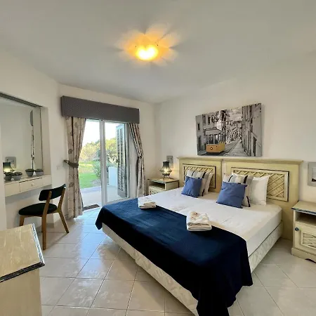 Albufeira Balaia Golf Vilage 1 With Pool By Homing Apartman
