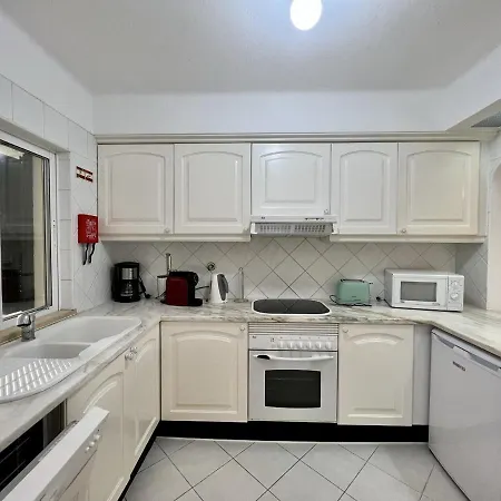 Albufeira Balaia Golf Vilage 1 With Pool By Homing Apartman *