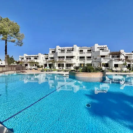 Lägenhet Balaia Golf Vilage 1 With Pool By Homing