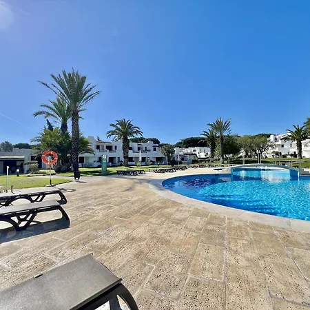 Lägenhet Balaia Golf Vilage 1 With Pool By Homing